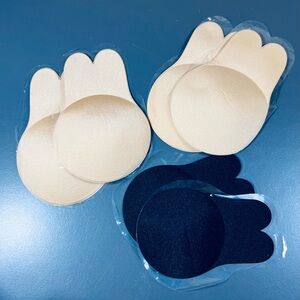 Adhesive Bra Breast Lift Strapless Backless Nipple Covers Push Up Reusable